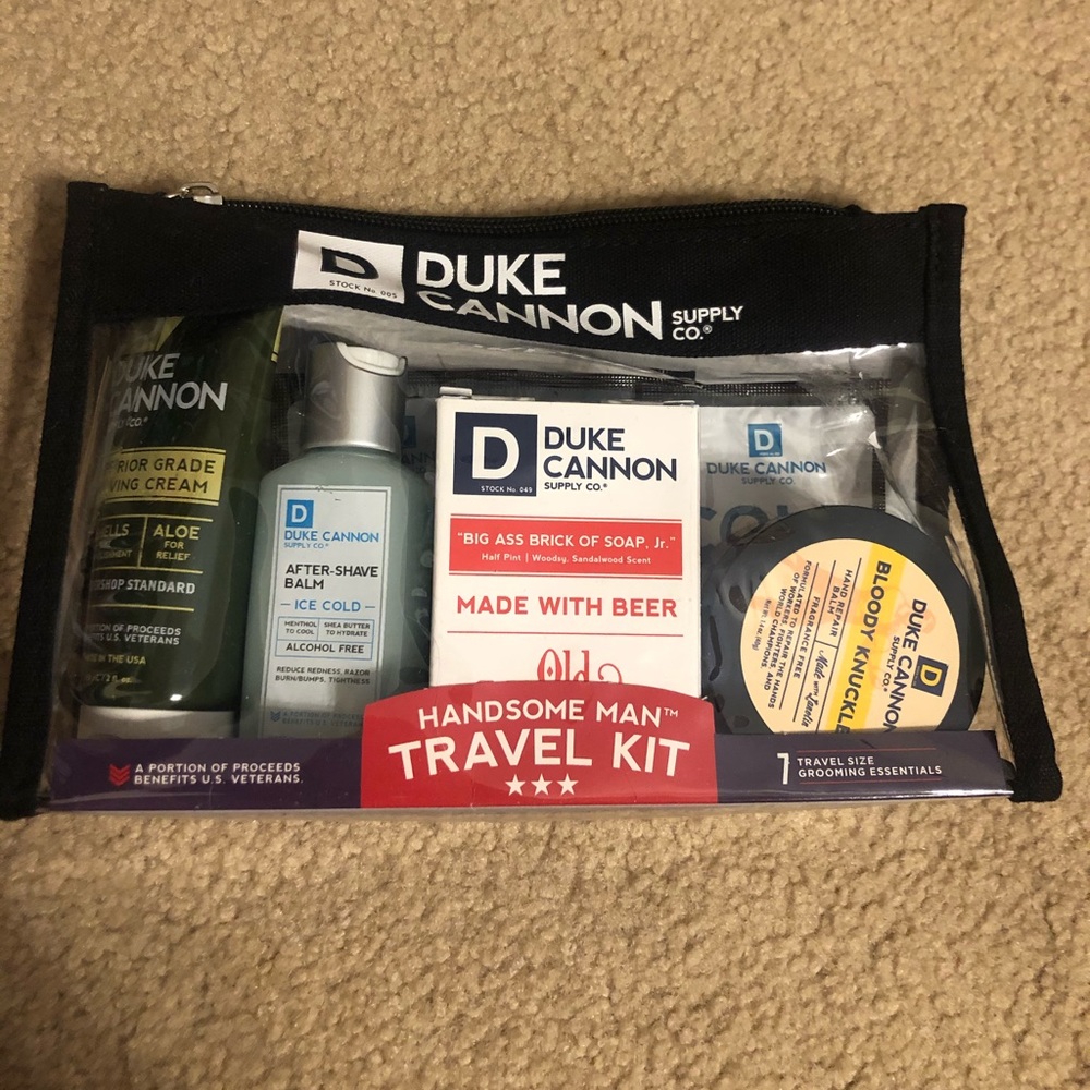 Men’s Grooming/Toiletry Kit